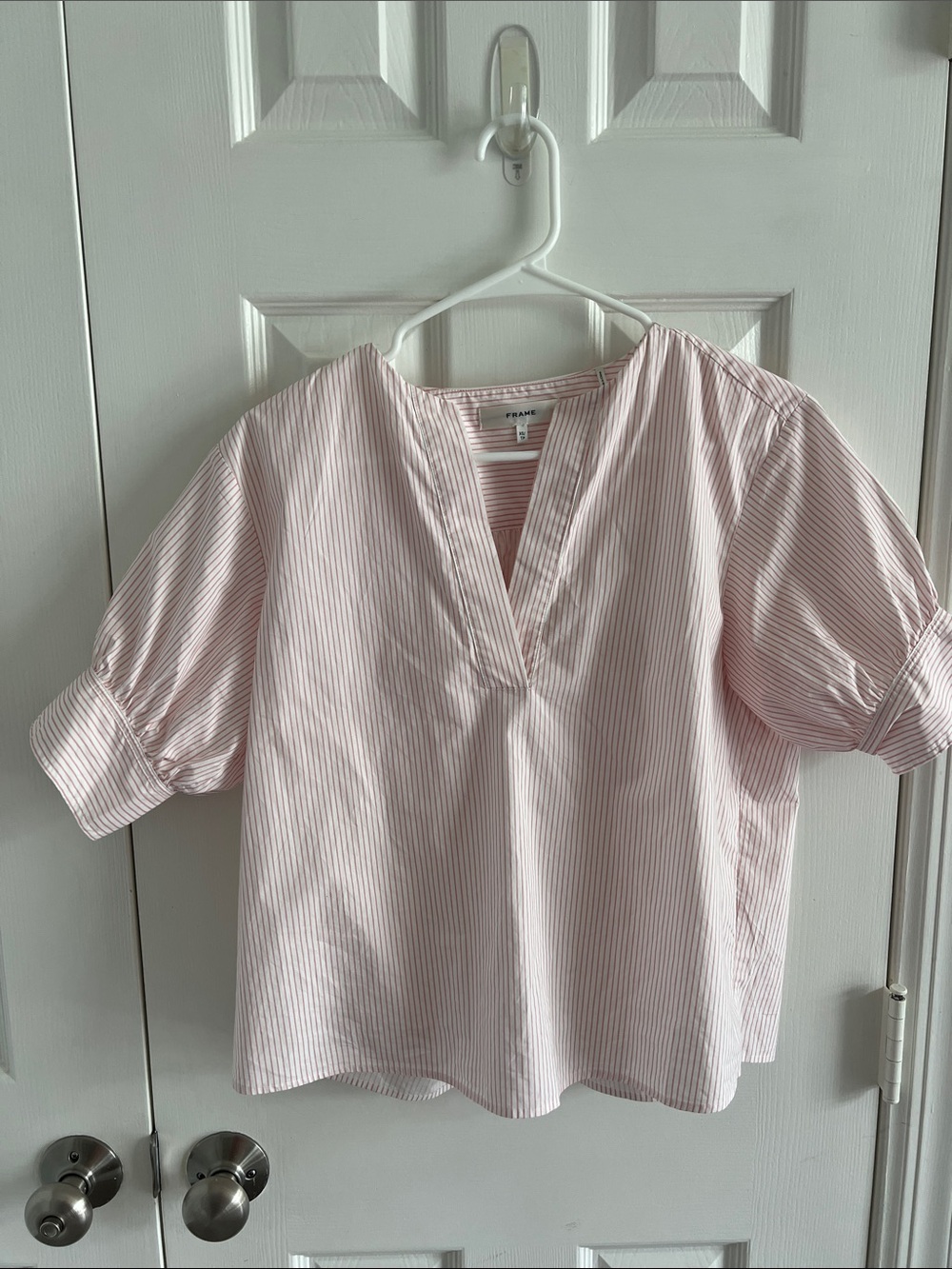 Frame Denim Light Pink Striped Puff-Sleeve V-Neck Top